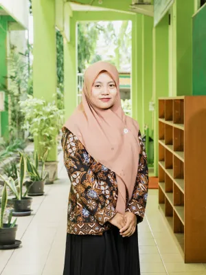 Dwining Puspita Sari, S.Pd